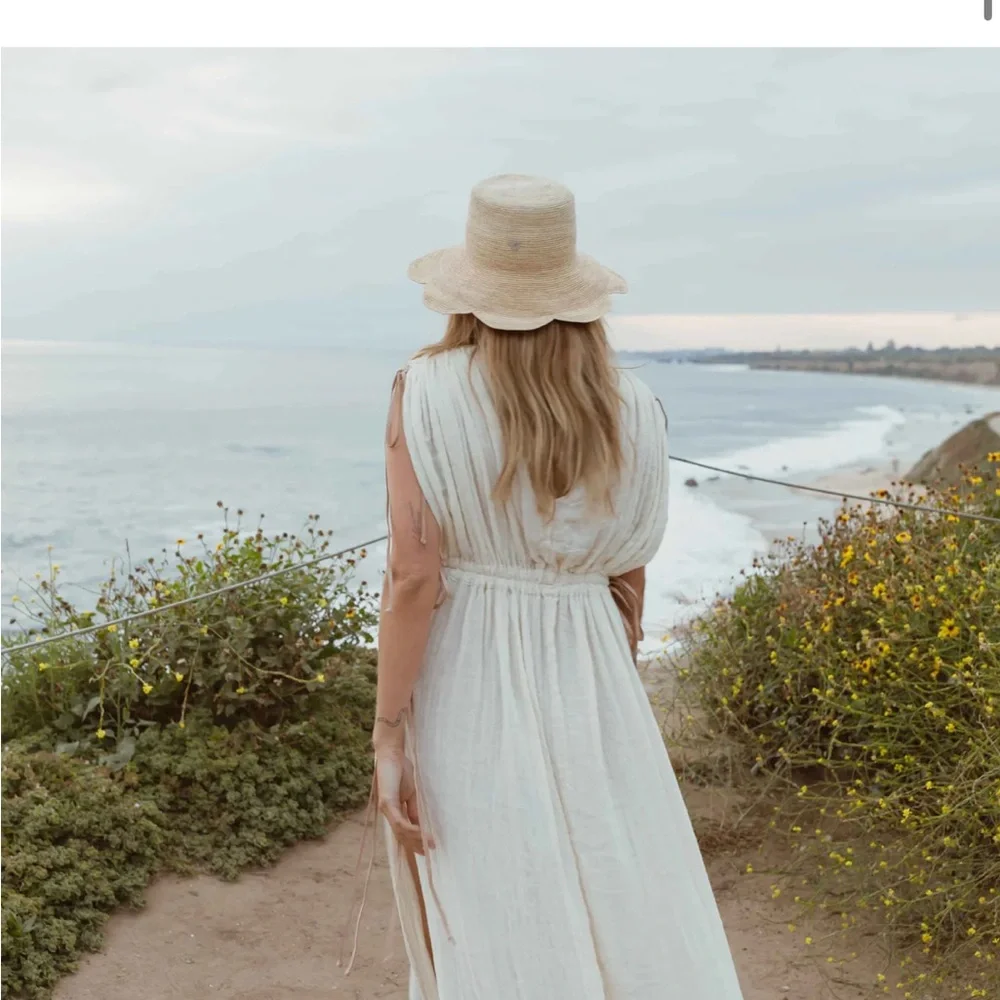 FREYA S/M Women's Packable Scallop Crochet Bucket Natural Hat $242 - Picture 3 of 12